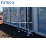 Cabina d'oficina modular amb parets de vidre